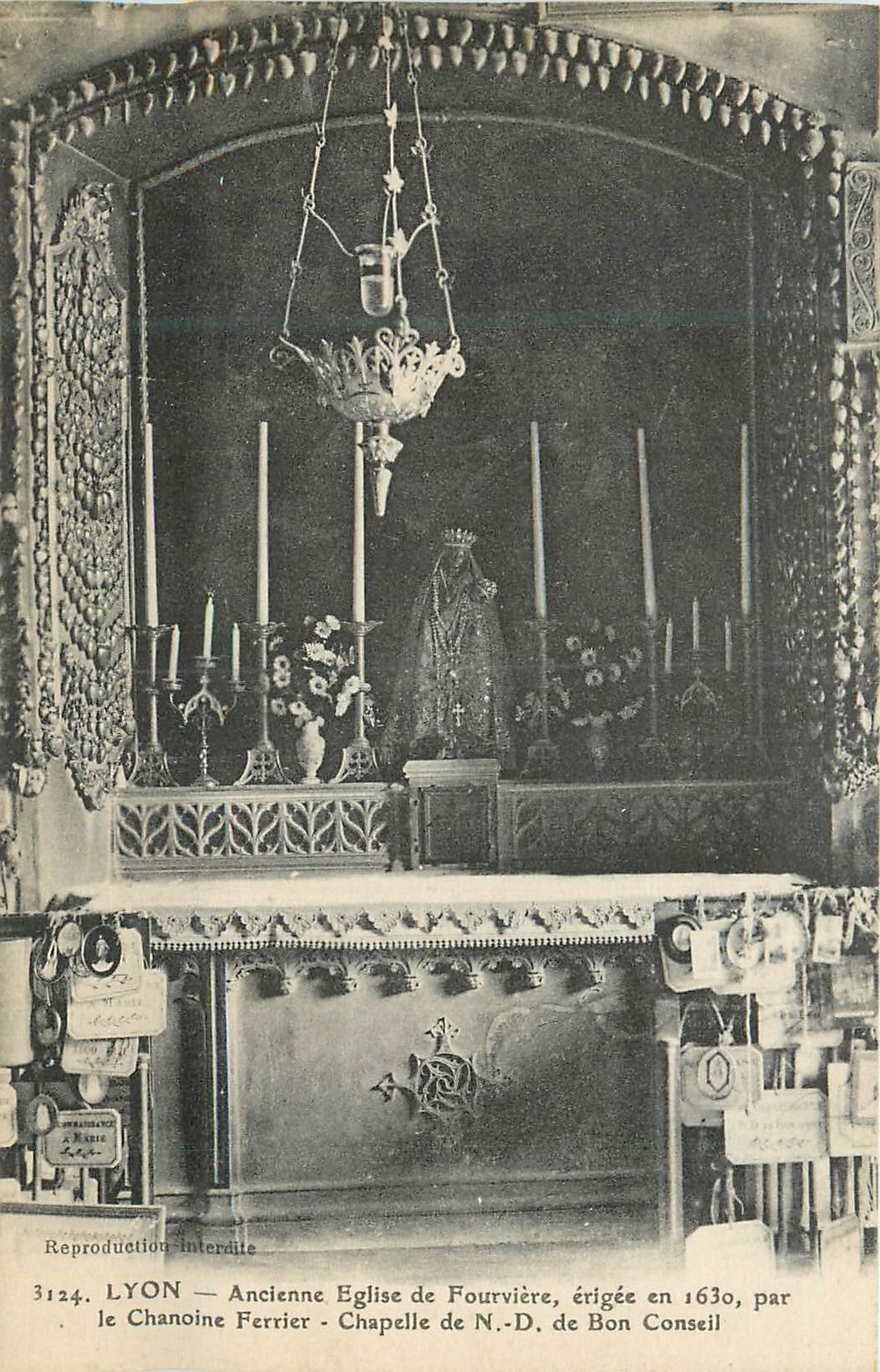 CPA Lyon Ancienne Eglise de Fourviere Erigee en 1630 par le Chanoine Ferrier